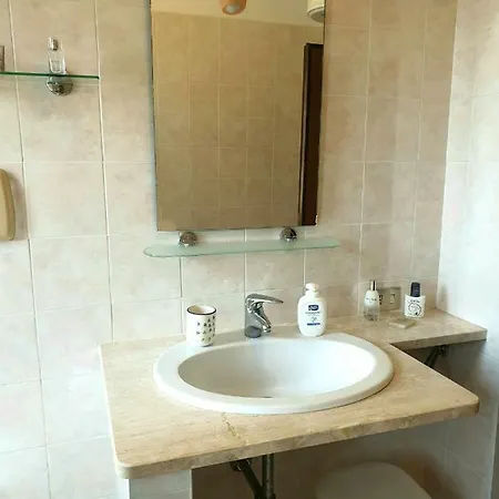 Charming Poetto House קליארי